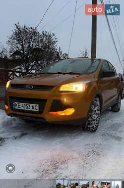 Позашляховик / Кросовер Ford Escape 2016 в Кривому Розі