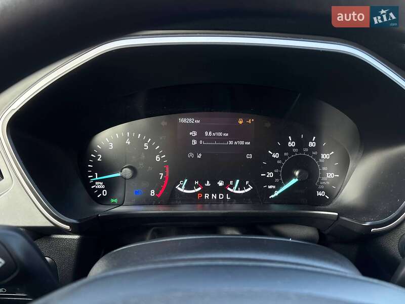 Позашляховик / Кросовер Ford Escape 2019 в Стрию