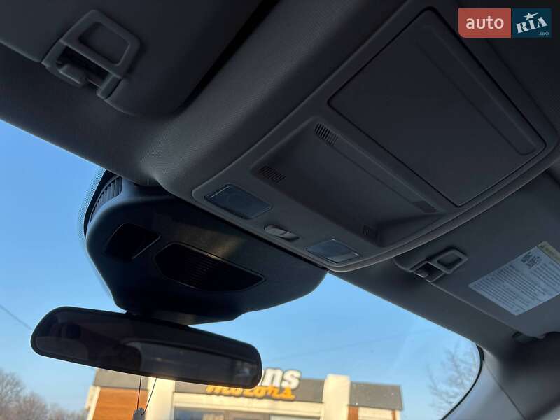 Позашляховик / Кросовер Ford Escape 2019 в Стрию