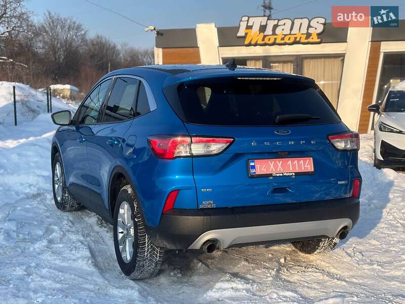 Позашляховик / Кросовер Ford Escape 2019 в Стрию