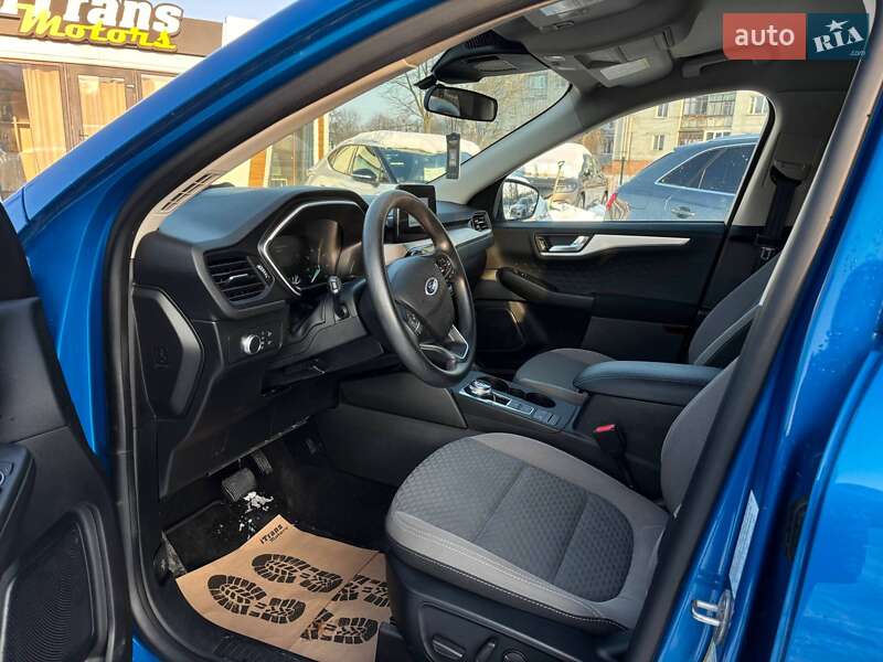 Позашляховик / Кросовер Ford Escape 2019 в Стрию