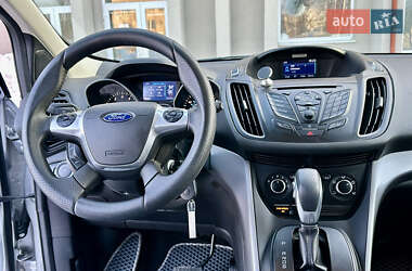 Позашляховик / Кросовер Ford Escape 2015 в Дрогобичі