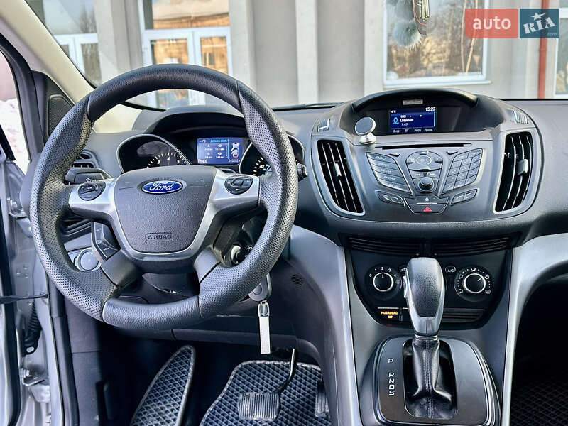 Позашляховик / Кросовер Ford Escape 2015 в Дрогобичі