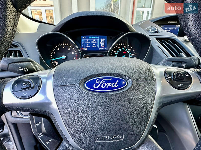 Позашляховик / Кросовер Ford Escape 2015 в Дрогобичі