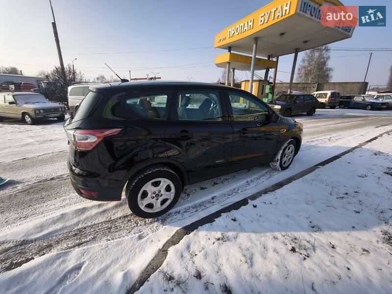 Внедорожник / Кроссовер Ford Escape 2017 в Сумах