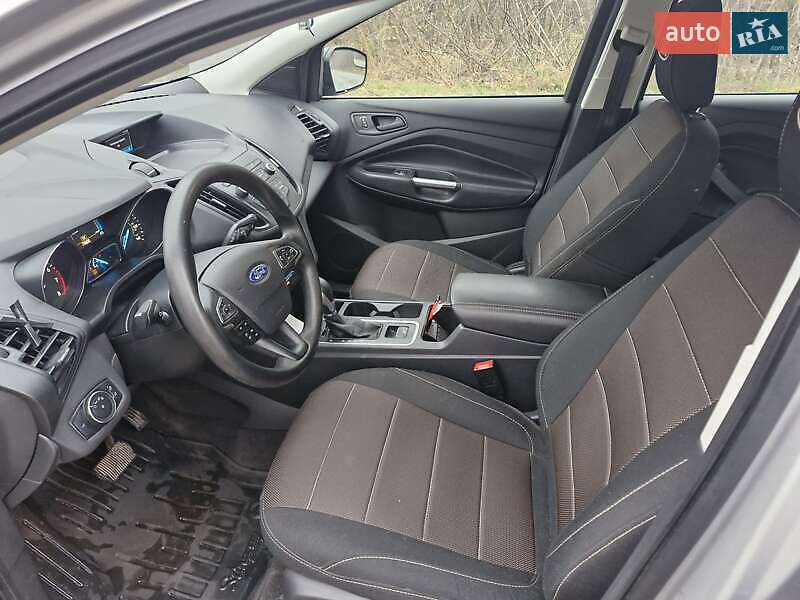Внедорожник / Кроссовер Ford Escape 2019 в Львове