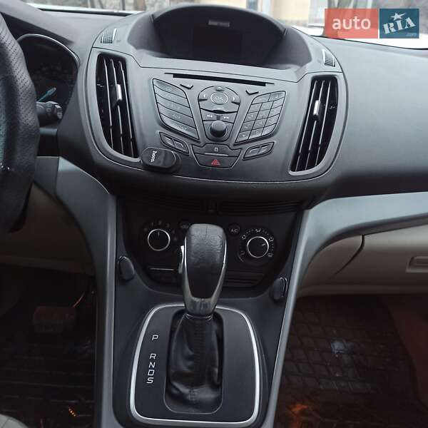 Позашляховик / Кросовер Ford Escape 2012 в Кам'янському