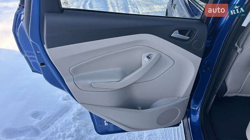 Позашляховик / Кросовер Ford Escape 2017 в Дубні фото 19 Позашляховик / Кросовер Ford Escape 2017 в Дубні