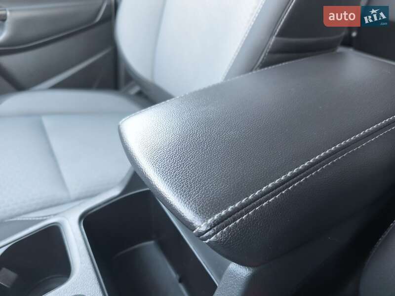 Позашляховик / Кросовер Ford Escape 2017 в Стрию фото 23 Позашляховик / Кросовер Ford Escape 2017 в Стрию