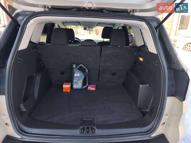 Позашляховик / Кросовер Ford Escape 2017 в Стрию фото 40 Позашляховик / Кросовер Ford Escape 2017 в Стрию