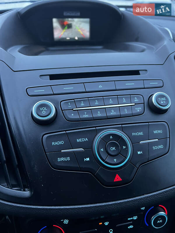 Позашляховик / Кросовер Ford Escape 2017 в Львові