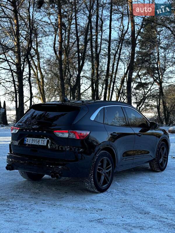 Внедорожник / Кроссовер Ford Escape 2020 в Барышевке