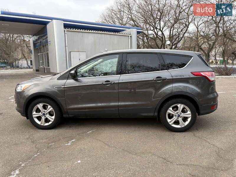Внедорожник / Кроссовер Ford Escape 2015 в Николаеве