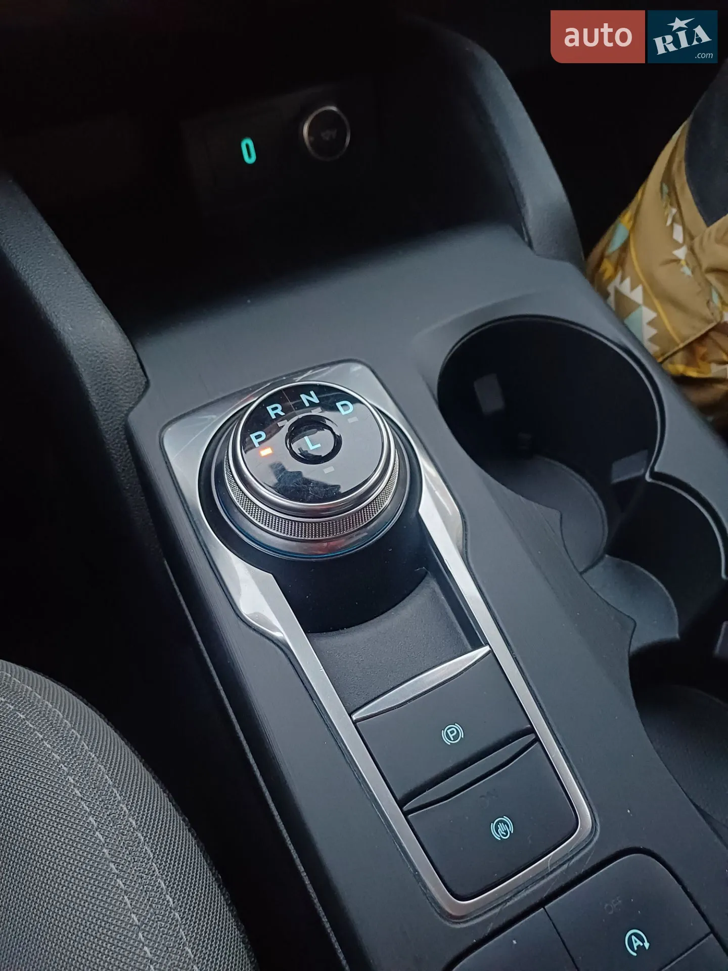 2019 Ford Escape - мініатюра 16