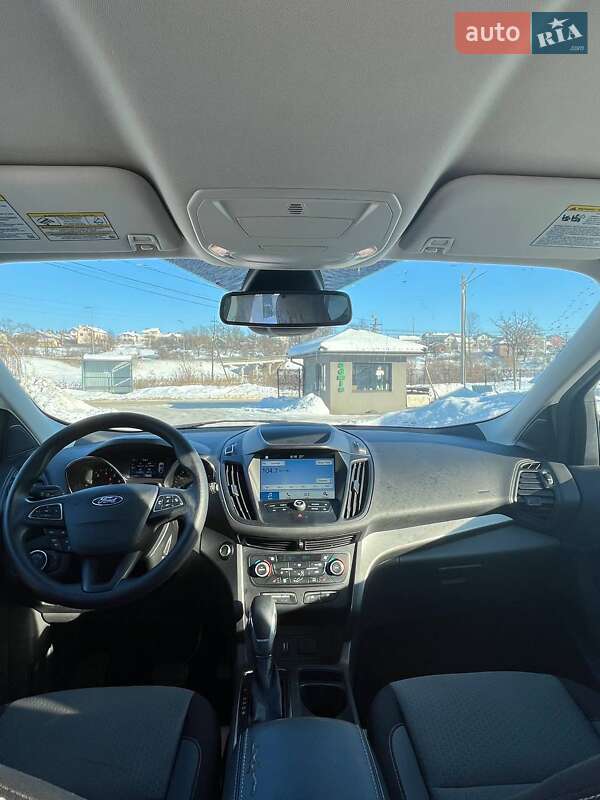 Позашляховик / Кросовер Ford Escape 2019 в Львові