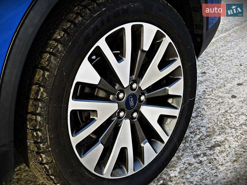 Позашляховик / Кросовер Ford Escape 2020 в Черкасах