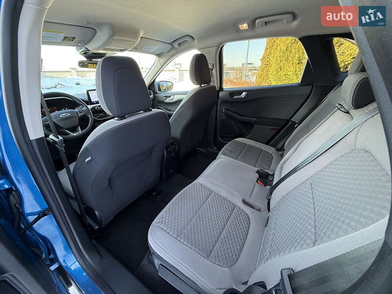 Позашляховик / Кросовер Ford Escape 2020 в Львові