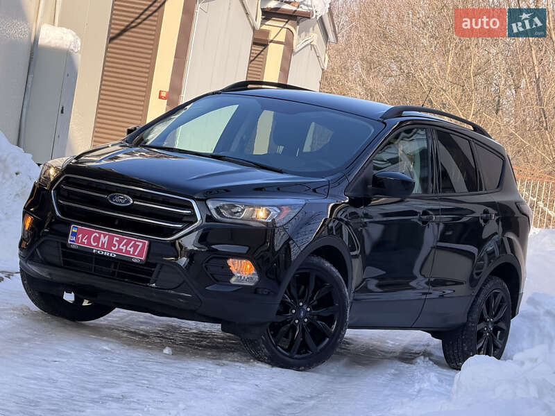 Позашляховик / Кросовер Ford Escape 2018 в Дрогобичі