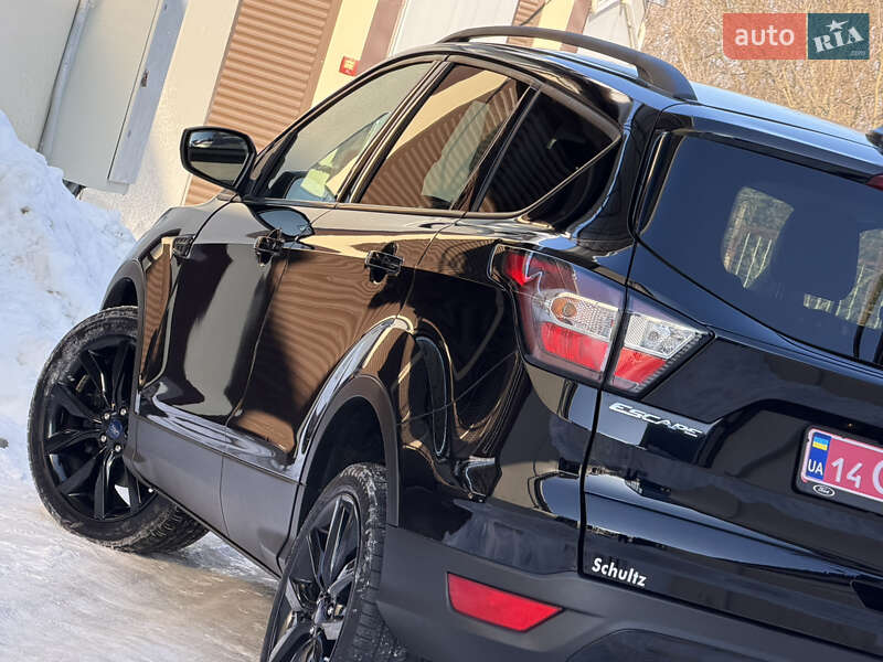 Позашляховик / Кросовер Ford Escape 2018 в Дрогобичі