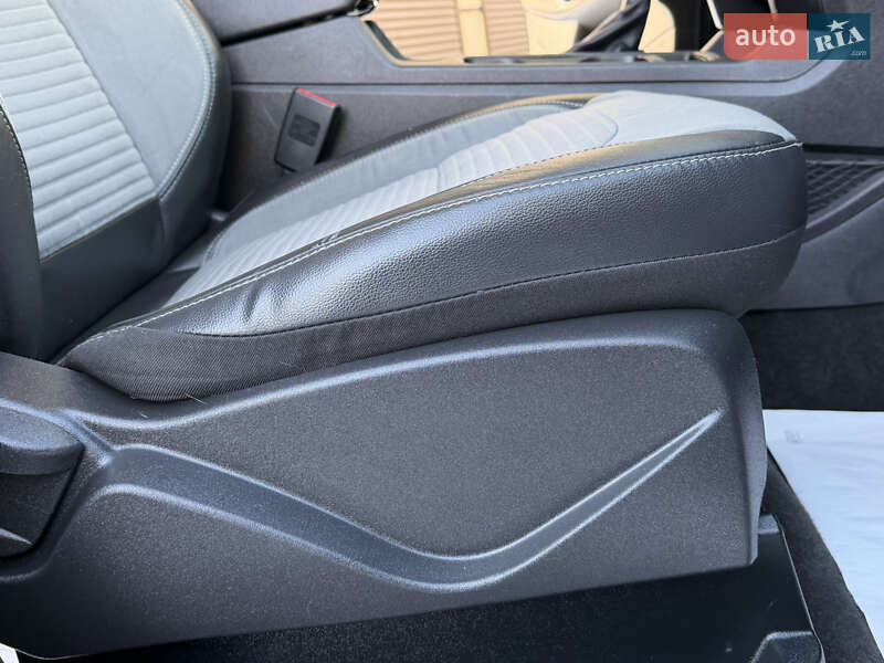 Позашляховик / Кросовер Ford Escape 2018 в Дрогобичі