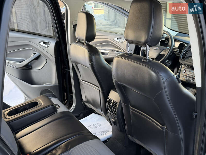 Позашляховик / Кросовер Ford Escape 2018 в Дрогобичі