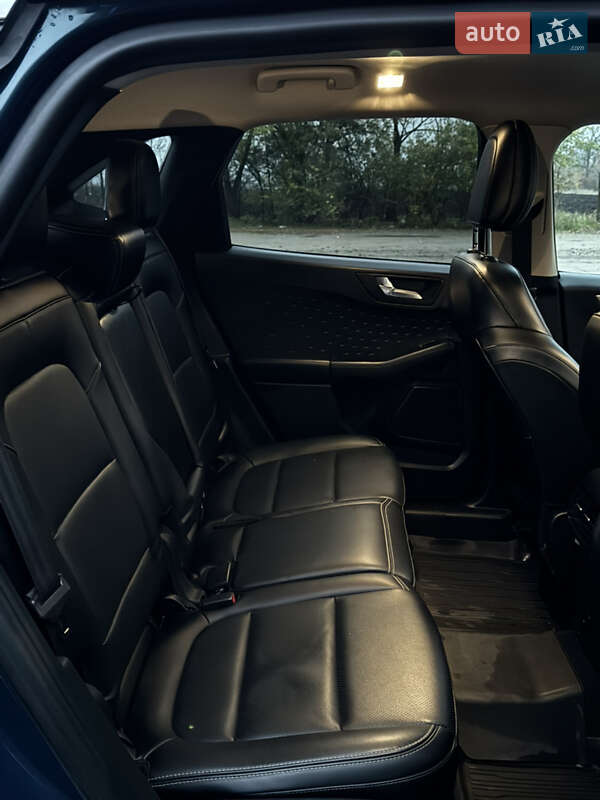 Позашляховик / Кросовер Ford Escape 2019 в Первомайську фото 12 Позашляховик / Кросовер Ford Escape 2019 в Первомайську