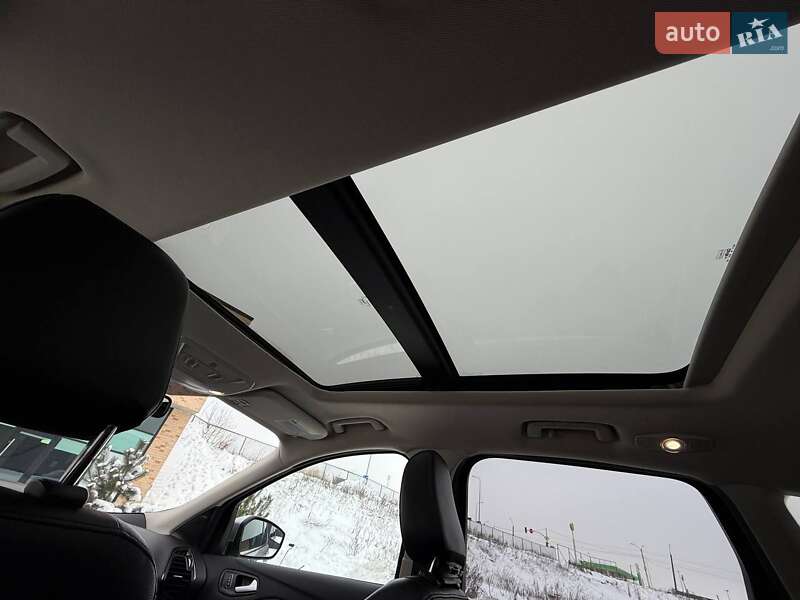 Внедорожник / Кроссовер Ford Escape 2018 в Хмельницком