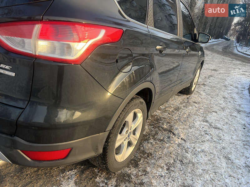 Внедорожник / Кроссовер Ford Escape 2012 в Кременчуге