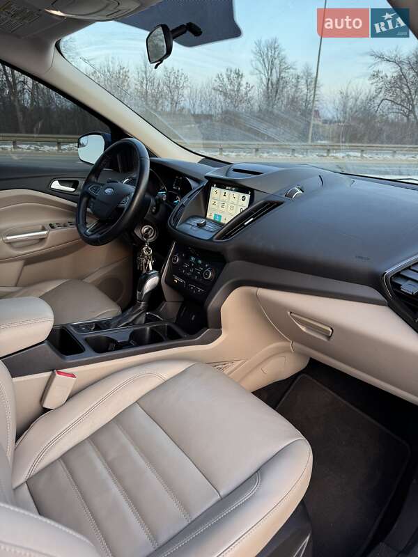 Внедорожник / Кроссовер Ford Escape 2018 в Сумах фото 8 Внедорожник / Кроссовер Ford Escape 2018 в Сумах