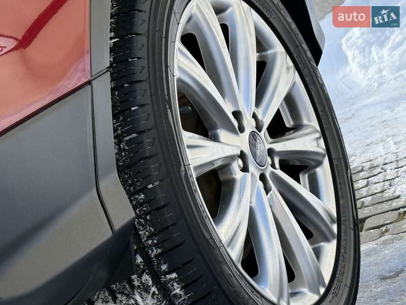 Позашляховик / Кросовер Ford Escape 2019 в Дрогобичі