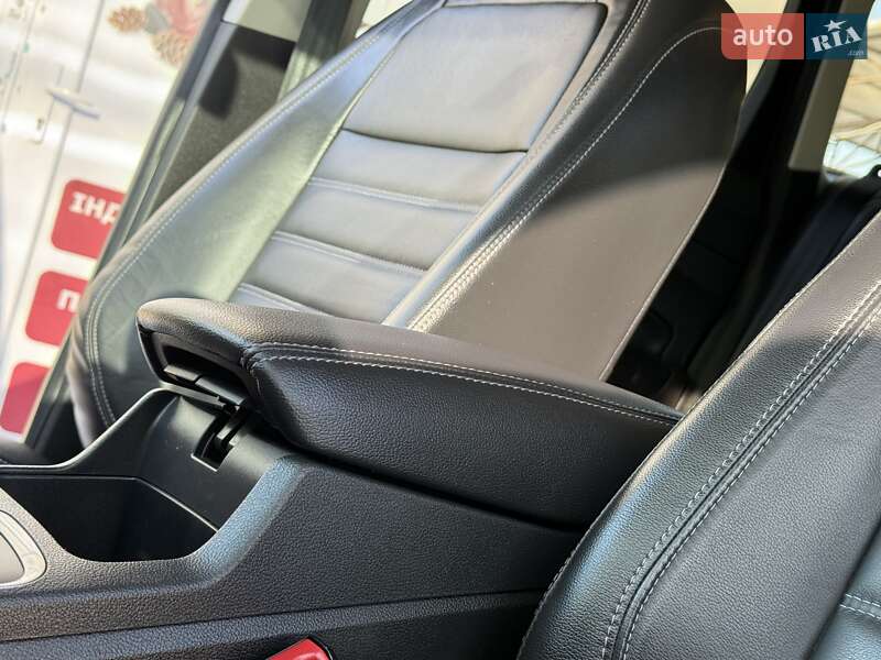 Позашляховик / Кросовер Ford Escape 2019 в Дрогобичі