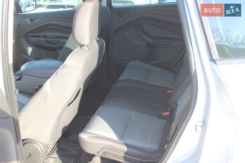 Позашляховик / Кросовер Ford Escape 2018 в Дніпрі