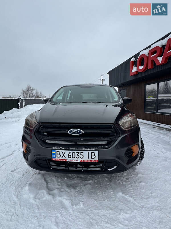 Внедорожник / Кроссовер Ford Escape 2016 в Остроге фото 3 Внедорожник / Кроссовер Ford Escape 2016 в Остроге