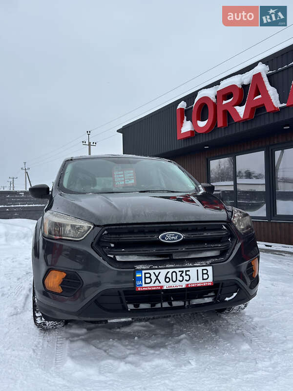 Внедорожник / Кроссовер Ford Escape 2016 в Остроге фото 6 Внедорожник / Кроссовер Ford Escape 2016 в Остроге