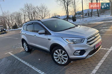 Позашляховик / Кросовер Ford Escape 2019 в Коломиї