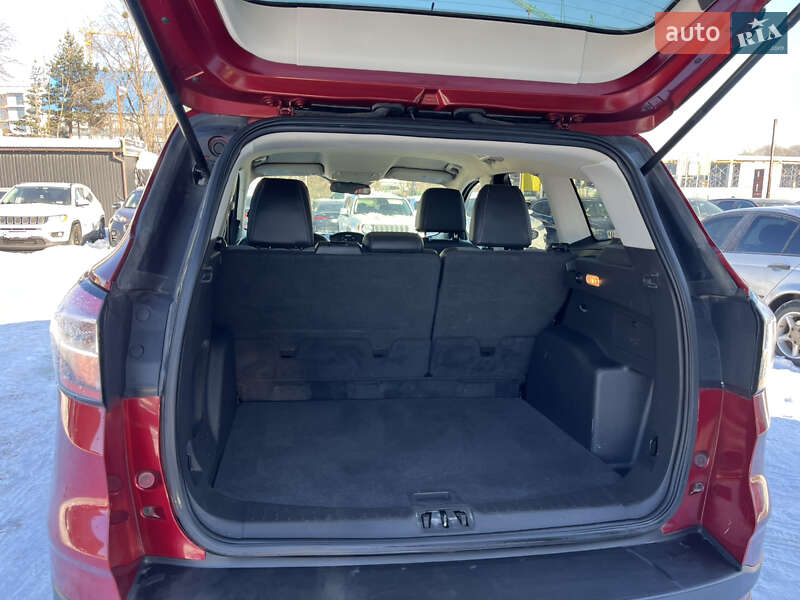 Позашляховик / Кросовер Ford Escape 2017 в Львові