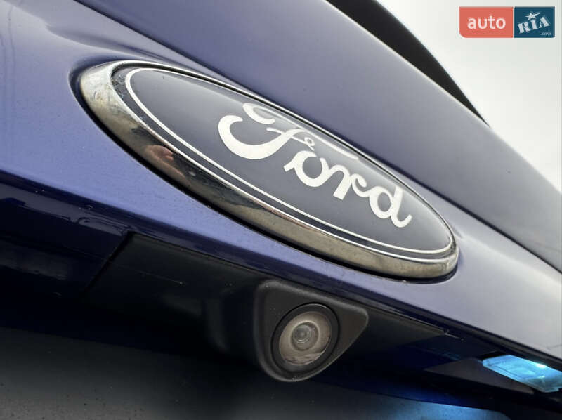 Позашляховик / Кросовер Ford Escape 2013 в Харкові