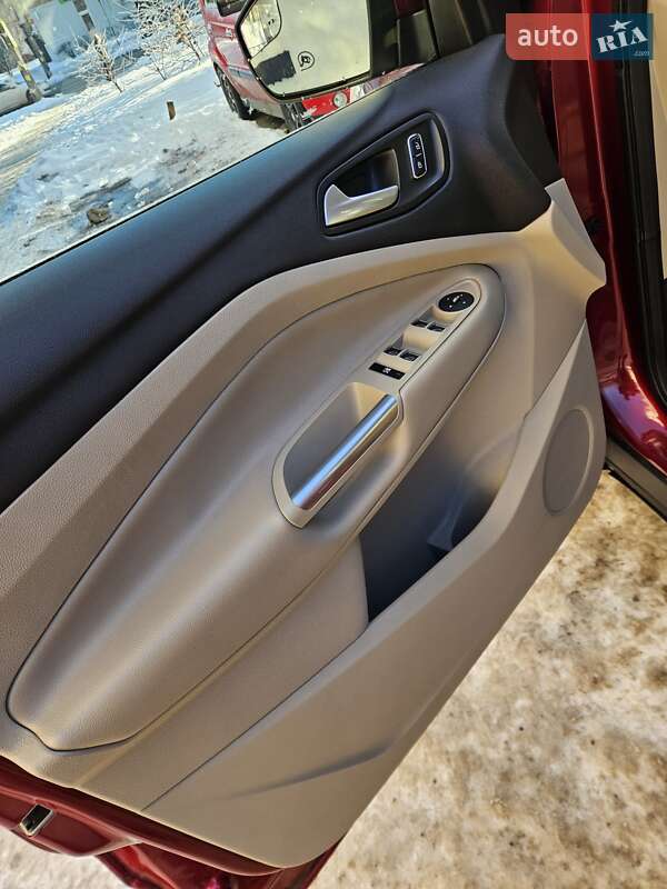 Внедорожник / Кроссовер Ford Escape 2014 в Киеве фото 10 Внедорожник / Кроссовер Ford Escape 2014 в Киеве