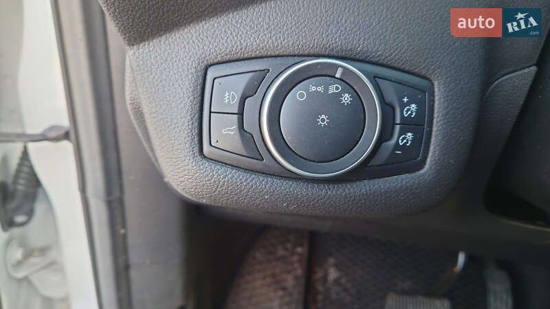 Позашляховик / Кросовер Ford Escape 2017 в Тернополі фото 9 Позашляховик / Кросовер Ford Escape 2017 в Тернополі