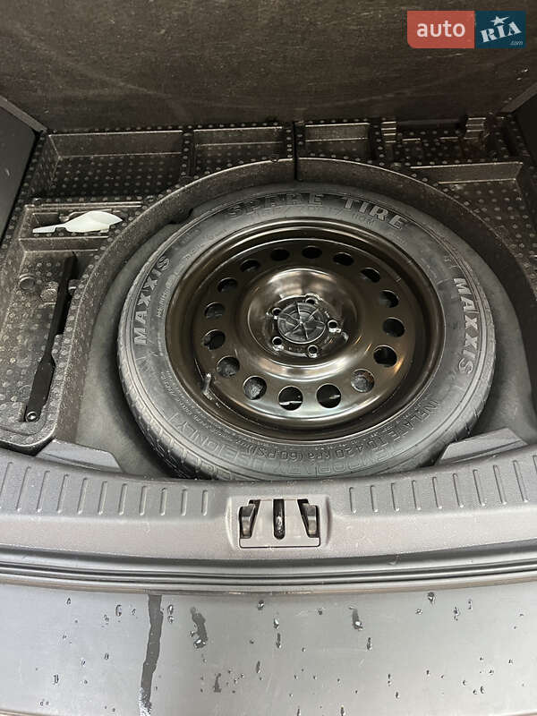 Внедорожник / Кроссовер Ford Escape 2016 в Черкассах