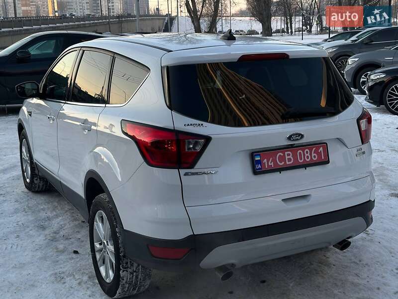Внедорожник / Кроссовер Ford Escape 2019 в Киеве фото 6 Внедорожник / Кроссовер Ford Escape 2019 в Киеве