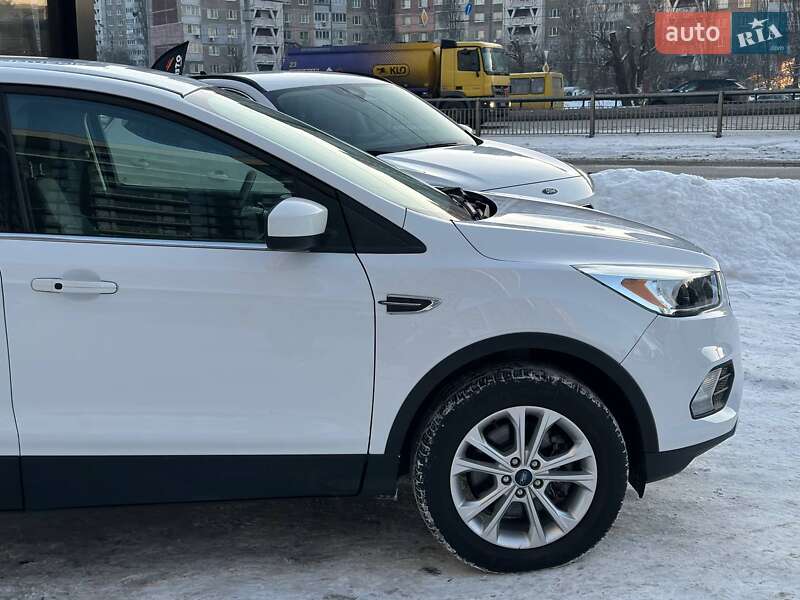 Внедорожник / Кроссовер Ford Escape 2019 в Киеве фото 10 Внедорожник / Кроссовер Ford Escape 2019 в Киеве