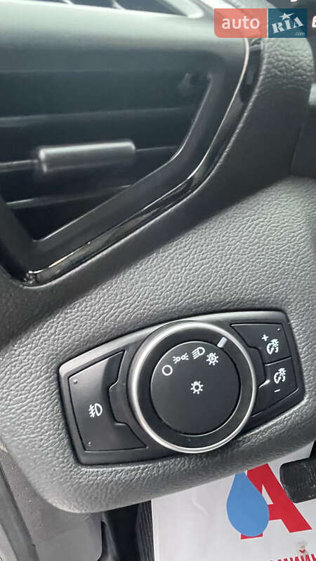 Внедорожник / Кроссовер Ford Escape 2015 в Тернополе фото 35 Внедорожник / Кроссовер Ford Escape 2015 в Тернополе
