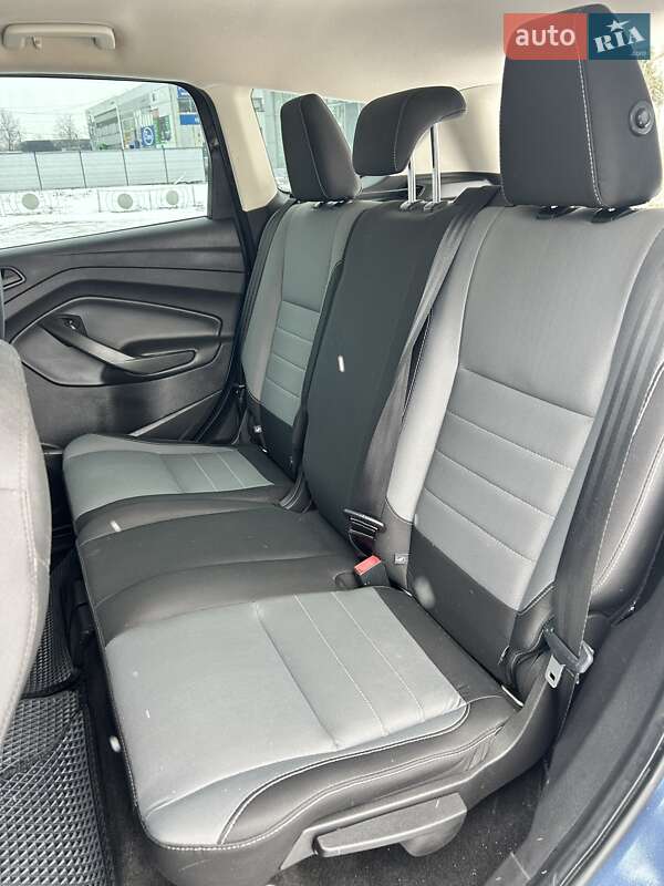 Позашляховик / Кросовер Ford Escape 2018 в Сумах