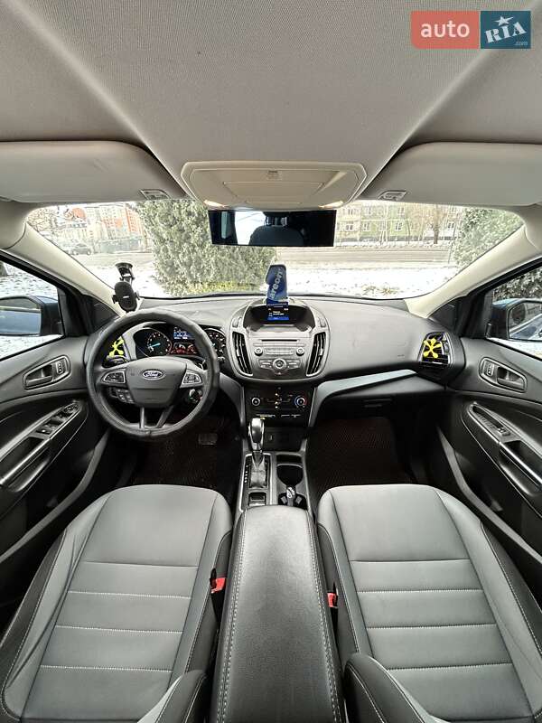 Позашляховик / Кросовер Ford Escape 2018 в Сумах