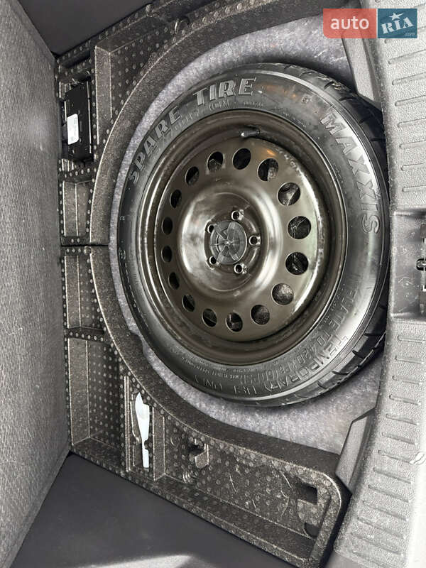 Внедорожник / Кроссовер Ford Escape 2019 в Дубно