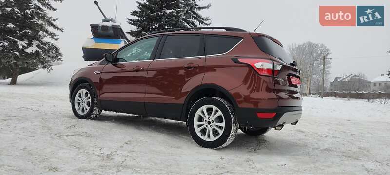 Позашляховик / Кросовер Ford Escape 2018 в Дубні фото 5 Позашляховик / Кросовер Ford Escape 2018 в Дубні