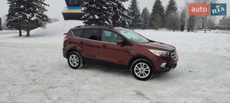 Позашляховик / Кросовер Ford Escape 2018 в Дубні фото 28 Позашляховик / Кросовер Ford Escape 2018 в Дубні
