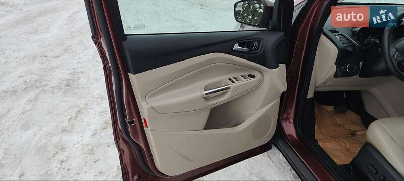 Позашляховик / Кросовер Ford Escape 2018 в Дубні фото 42 Позашляховик / Кросовер Ford Escape 2018 в Дубні