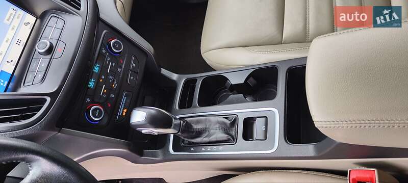 Позашляховик / Кросовер Ford Escape 2018 в Дубні фото 51 Позашляховик / Кросовер Ford Escape 2018 в Дубні